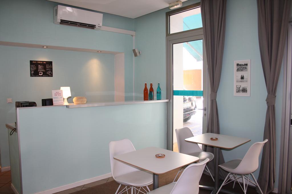Hotel Saint-Charles Juan-les-Pins Exterior foto