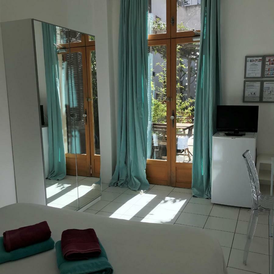 Hotel Saint-Charles Juan-les-Pins Exterior foto